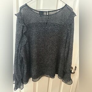 Worthington Black and White Dotted blouse